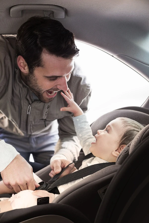 Babygo Grow Up Black I-Size 360° Autostoel 0-36 Kg 2801 9 Babygo Grow Up Black I-Size 360° Autostoel 0-36 Kg 2801 - Afbeelding 9