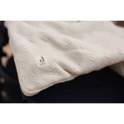 Jollein Grain Knit Oatmeal 3/5 Punts 0-9 Maanden Autostoel Voetenzak 025-811-67047 -Kinderwagen Winkel jollein grain knit oatmeal 0 9 maanden autostoel voetenzak 025 811 67047 1