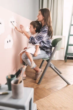 Kinderkraft Livy Olive Green 4-in-1 Meegroeistoel Incl. Calmee Wipstoeltje KHLICA00GRE0000 -Kinderwagen Winkel kinderkraft livy aster pink 4 in 1 meegroeistoel incl 1