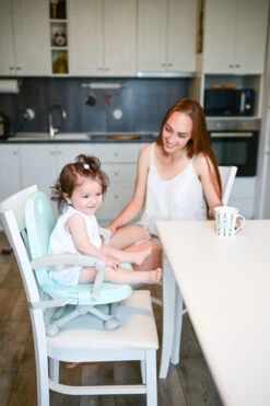 Lorelli Ego Green Inklapbare Stoelverhoger 1010048-0001 -Kinderwagen Winkel lorelli ego green kinderstoel 1010048 0001 4 1