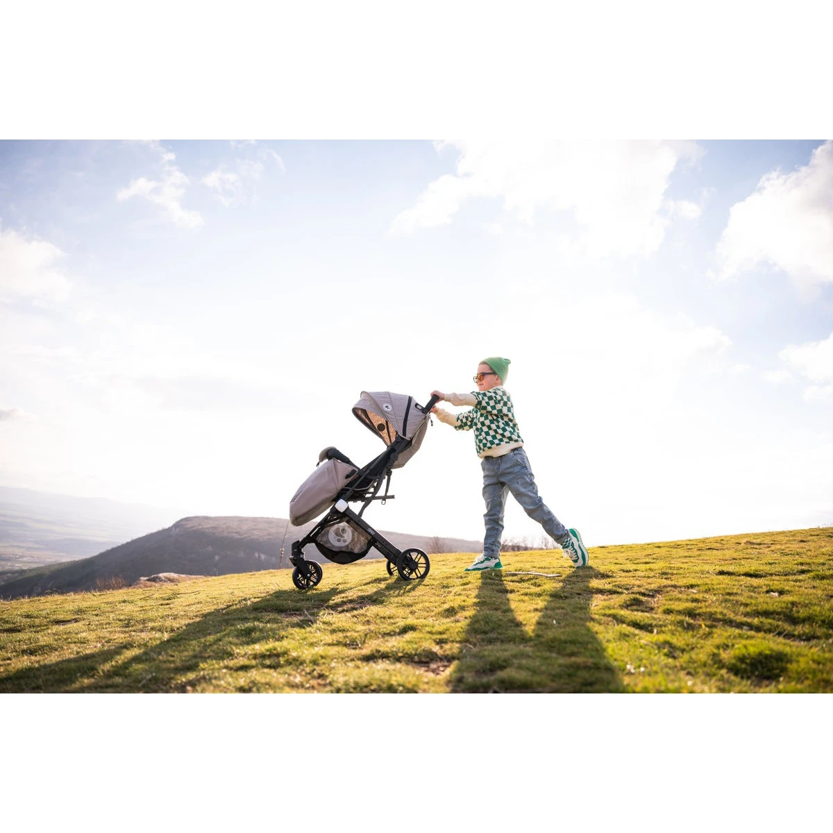 Lorelli Fiorano Black Wandelwagen Incl. Beenkap 1002149-2305 15 Lorelli Fiorano Black Wandelwagen Incl. Beenkap 1002149-2305 - Afbeelding 15