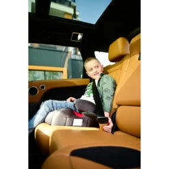 Lorelli Travel Luxe Black & Grey 15-36 Kg Isofix Booster 1007134-2339 10 Lorelli Travel Luxe Black & Grey 15-36 Kg Isofix Booster 1007134-2339 -Kinderwagen Winkel lorelli travel luxe sfeer 1 1 1