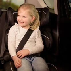 Ding Kato Zwart Autostoel 15-36 Kg YB801A -Kinderwagen Winkel mamaloes ding kato autostoel 15 36 kg2 1