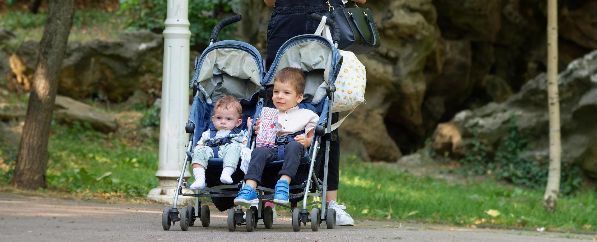 Kinderwagen Winkel -Kinderwagen Winkel mother 7351680 1920