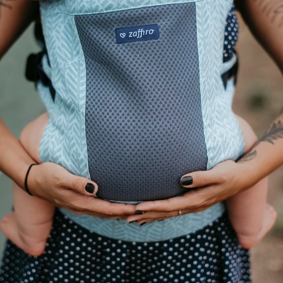 Zaffiro City Air Beige Leaves Ergonomische Draagzak 7398 7 Zaffiro City Air Beige Leaves Ergonomische Draagzak 7398 - Afbeelding 7